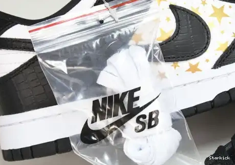 Black Supreme SB  DH3228-102 Low Dunk Stars Nike 0517